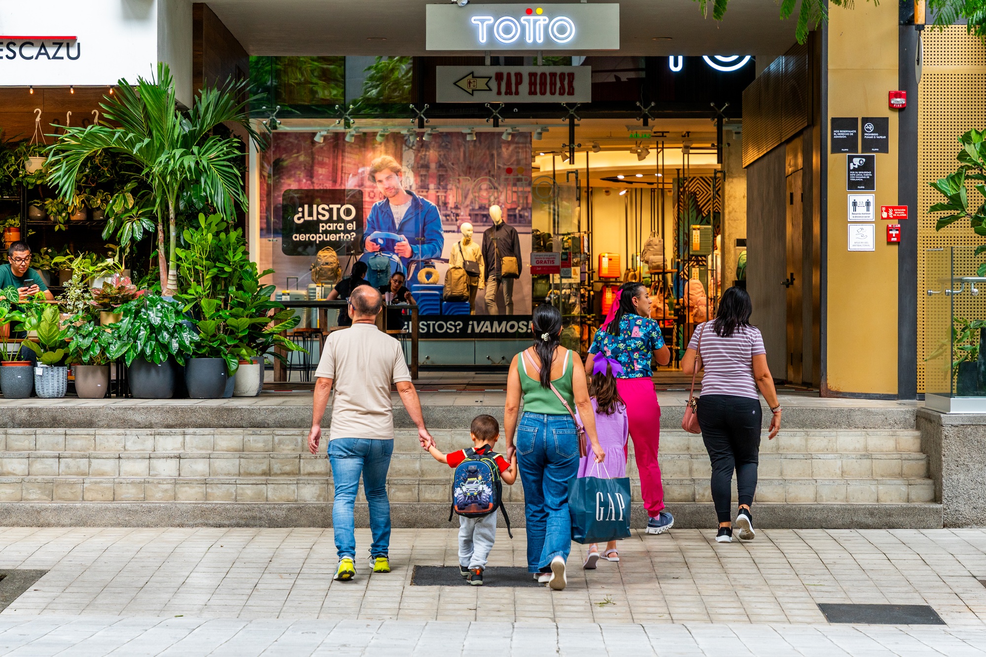 Súper Finde llega con descuentos de hasta un 60% en Aleste, Lincoln Plaza y Avenida Escazú